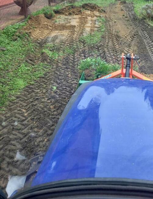 Niwelacja terenu przygotowanie pod trawnik PUŁAWY
