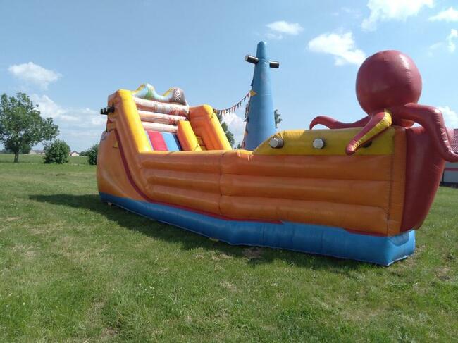 dmuchańce dla dzieci i inne atrakcje