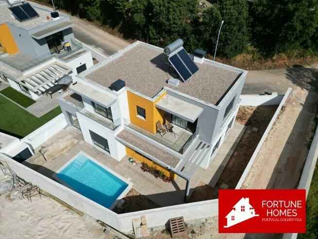 Nowoczesna willa w Portugalii z basenem na działce 271m