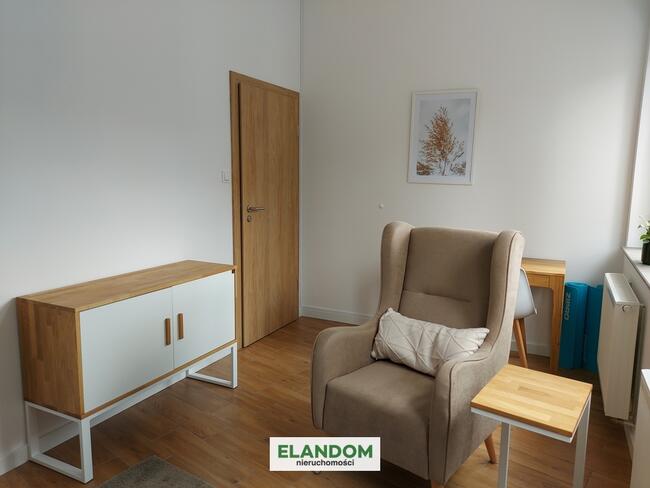 Podnajmę - 3 gabinety* centrum, parking