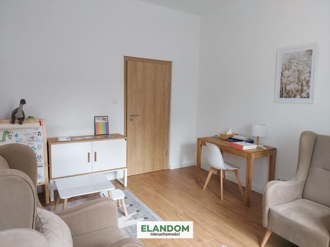 Podnajmę - 3 gabinety* centrum, parking