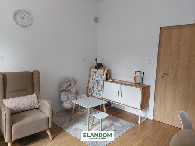 Podnajmę - 3 gabinety* centrum, parking