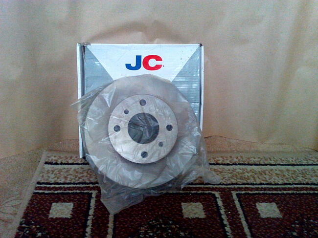 Tarcze hamulcowe, nowe do Nissana Primery, Almery, Tino