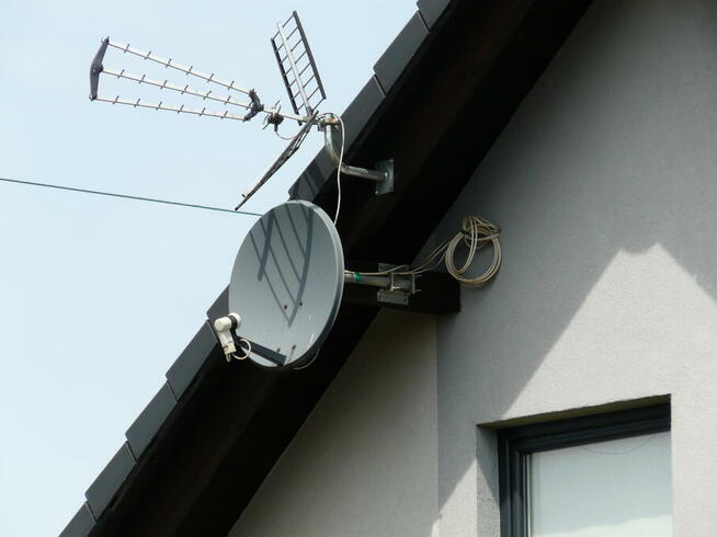 Montaż, serwis, ustawianie anten satelitarnych.