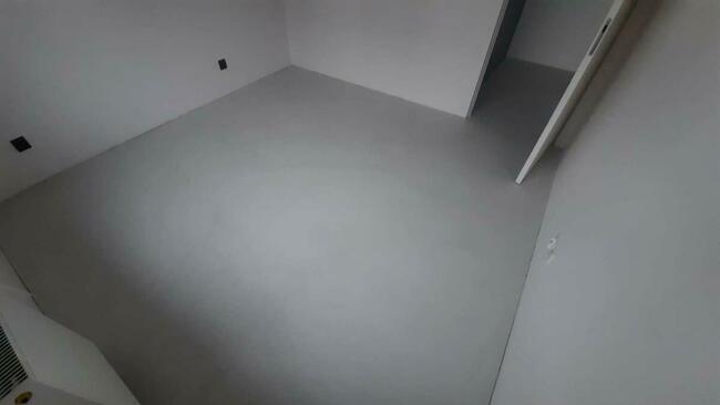 Szlifowanie betonu, mikrocement - posadzki, ściany, schody