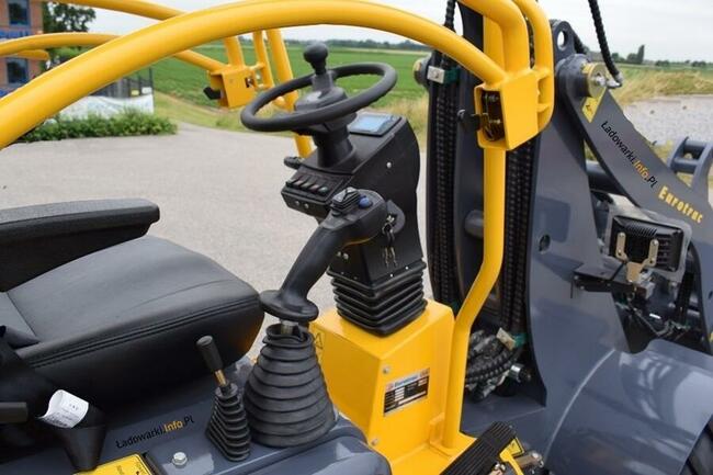 Elektryczna ładowarka kołowa Eurotrac W11-E