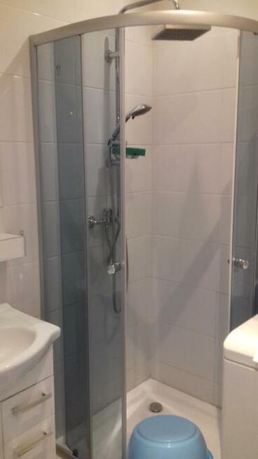 Wynajmę ładną kawalerkę w bloku