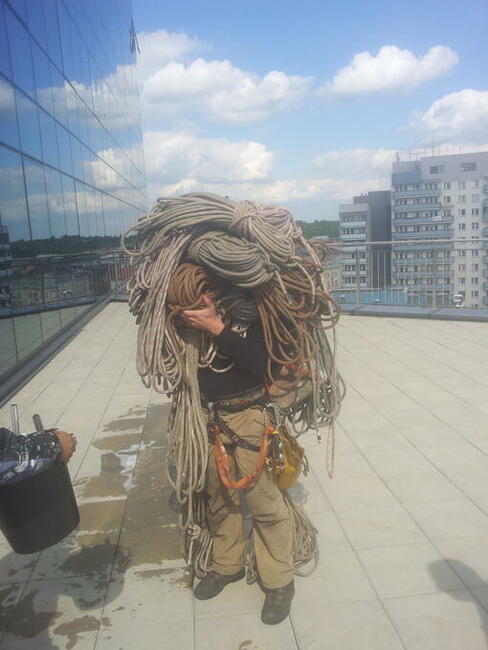 Montaż reklam, prace wysokościowe