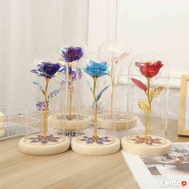 Piękna Czerwono-złota Wieczna Róża w Szkle Na Dzień Matki