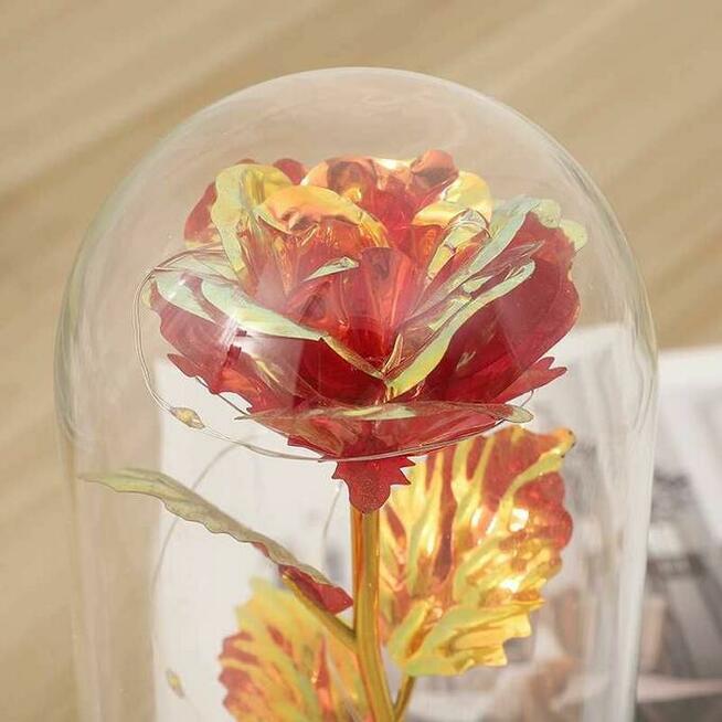 Piękna Czerwono-złota Wieczna Róża w Szkle Na Dzień Matki