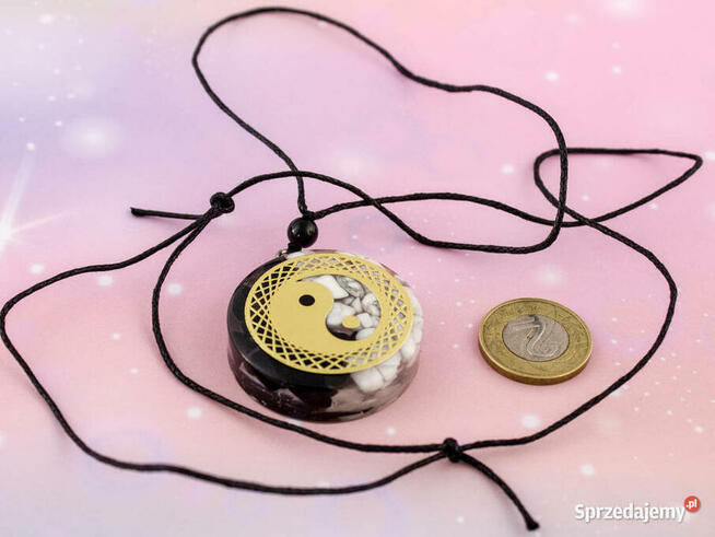 Piękny naszyjnik Yin Yang Obsydian Howlit Prezent Urodziny