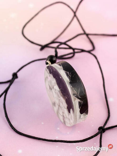 Piękny naszyjnik Yin Yang Obsydian Howlit Prezent Urodziny
