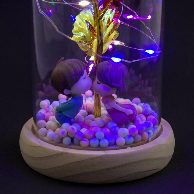 Piękna Sztuczna Wieczna Róża w Szkle Czerwona z Figurkami