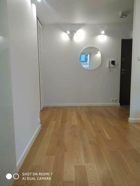 Szpachlowanie, malowanie, układanie paneli ,,