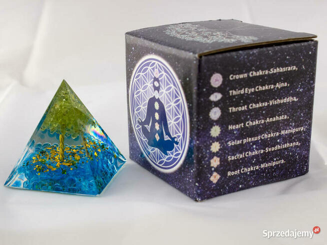 PIĘKNA PIRAMIDA ORGONIT NIEBIESKA GLAZURA OLIWIN MIEDŹ 5 cm