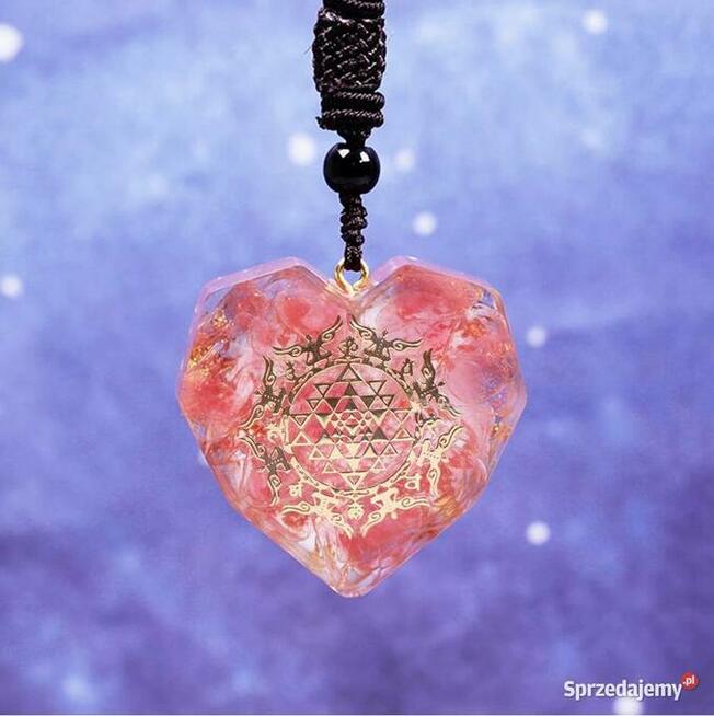 PIĘKNY NASZYJNIK SERCE SERDUSZKO KWARC RÓŻOWY KAMIEŃ ŻYWICA