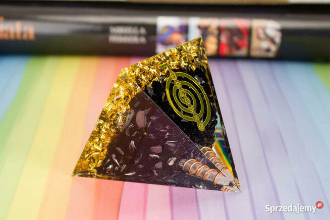 Piękna Piramidka Orgonit Kwarc Dymny Kryształ Miedź 5cm 6cm