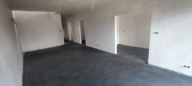 DOM na sprzedaż Strzałków