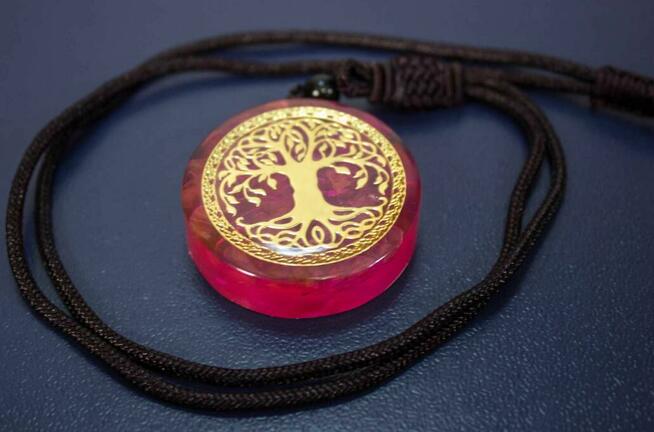 Piękny Różowy Wisiorek Naszyjnik RÓŻOWY Kryształ Drzewo Życia