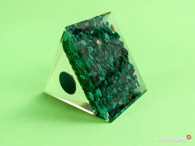 PIRAMIDKA ORGONIT LAZURYT MALACHIT AMETYST MIEDŹ 6cm PREZENT