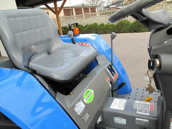 Traktorek Iseki TM15 4X4 Ciągnik Ogrodniczy Kubota Yanmar