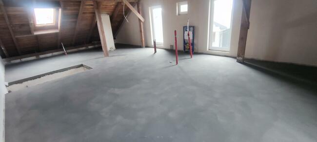 DOM na sprzedaż Strzałków