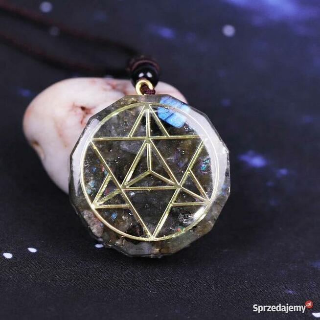 NASZYJNIK WISIOR ORGONIT LABRADORYT OCHRONA SIŁA WIARA