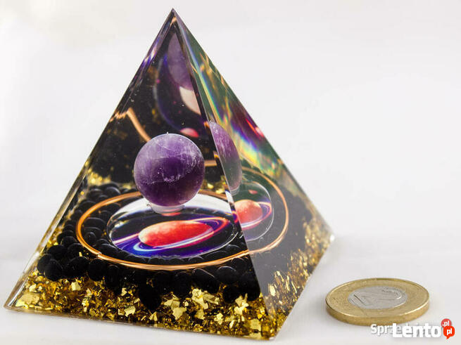 PIRAMIDKA ORGONIT 5G AMETYST OBSYDIAN ZŁOTA FOLIA - 6 cm