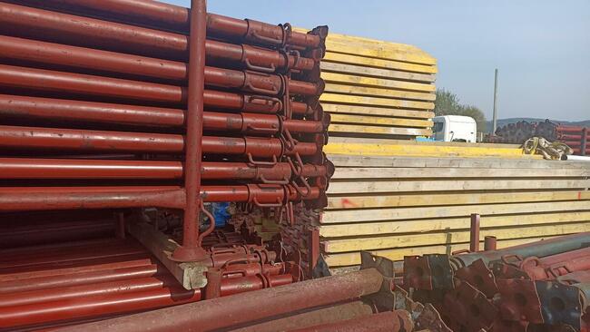 Stemple budowlane Podpory stropowe Dźwigar Dźwigary