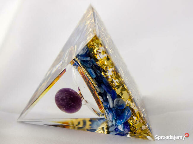 PIRAMIDKA ORGONIT AMETYST CYJANIT KYANIT MIEDŹ ODPROMIENNIK