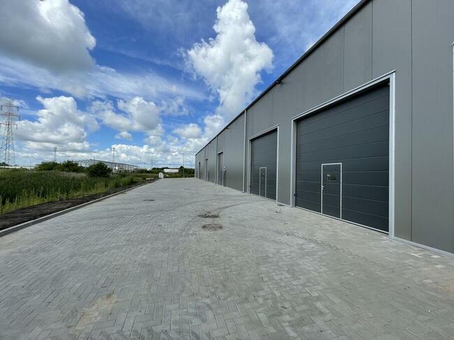 Lokal usługowy magazynowy magazyn biuro 75m2