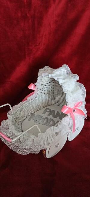 wózeczek z papierowej wikliny