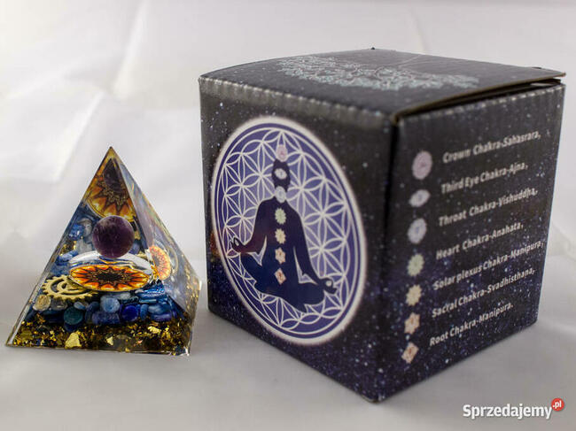 PIRAMIDKA ORGONIT AMETYST CYJANIT KYANIT MIEDŹ ODPROMIENNIK