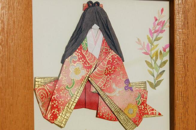 Origami japońskie, kobieta w kimonie gejsza, obraz z Japoni