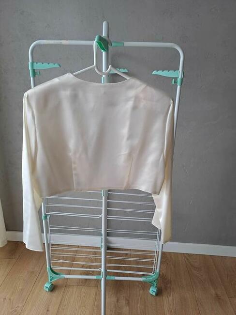 Sprzedam suknię ślubną écru rozmiar 38-42