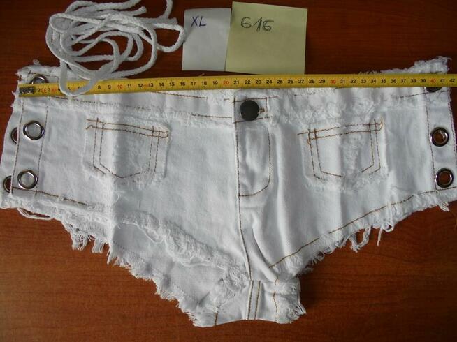 Białe Szorty Spodenki Damskie Krótkie Sznurowane M Jeans