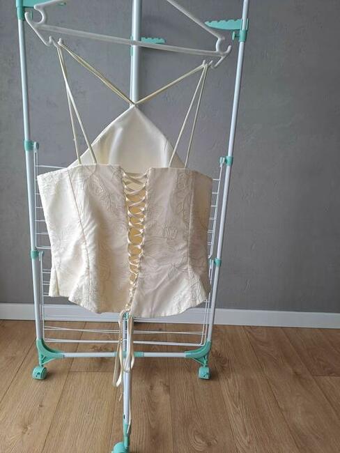 Sprzedam suknię ślubną écru rozmiar 38-42