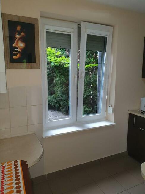 Kawalerka - osobny budynek w centrum Starachowic