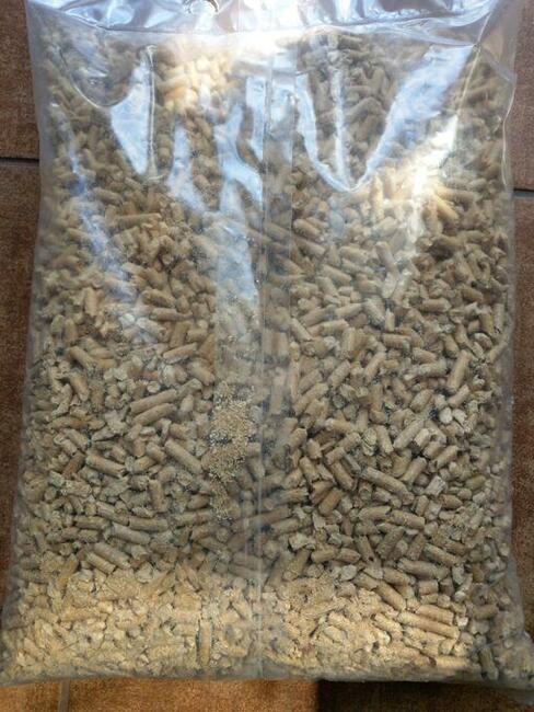 Żwirek drewniany dla kota, gryzonia 5kg 8 litrów