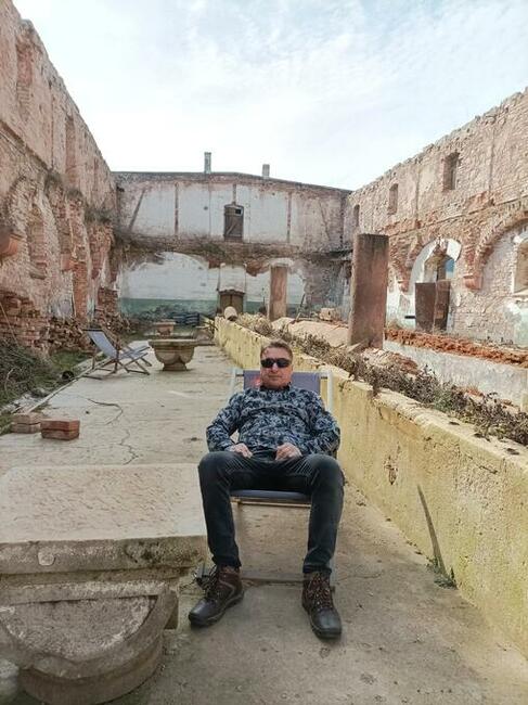 Fajny chłopak szuka dziewczyny