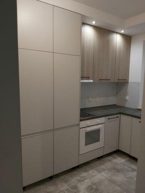 kawalerka z widną kuchnią i tarasem