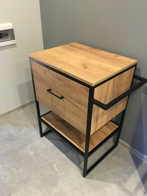 Szafka łazienkowa. Meble loftowe na wymiar