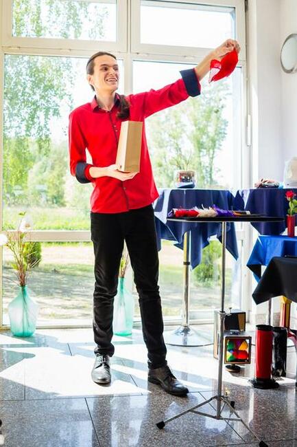 Iluzjonista dla dzieci | Magik Patryk Kowalski