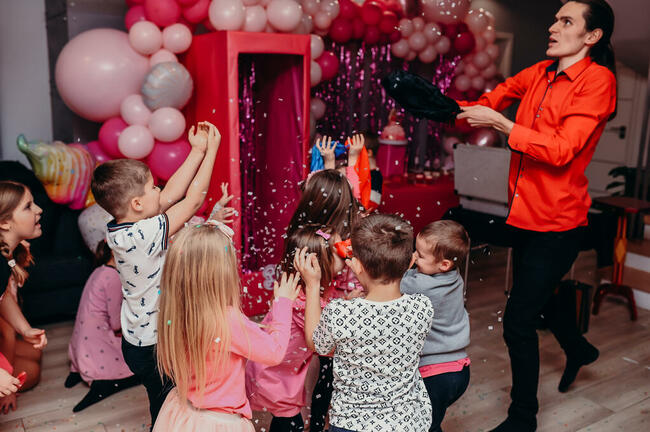 Iluzjonista dla dzieci | Magik Patryk Kowalski