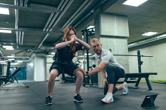 TRENER PERSONALNY EMS, SZYBKIE EFEKTY, ODCHUDZANIE