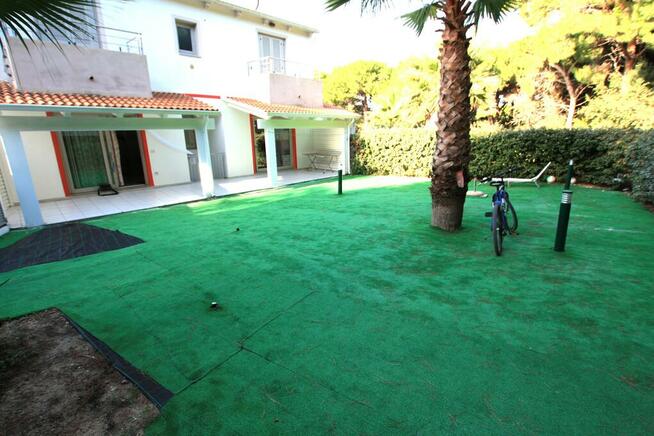 Sardynia, Willa przy plazy z ogrodem