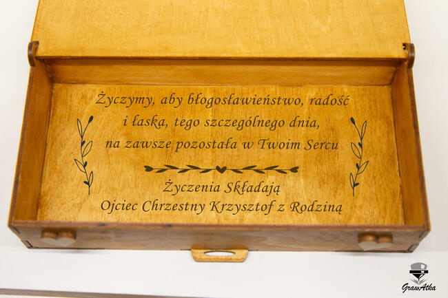 PUDEŁKO Pamiątka Pierwszej KOMUNII ŚW Życzenia