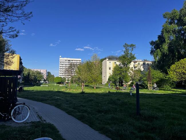 Zamienię komunalne 2 pokoje na większe Wola