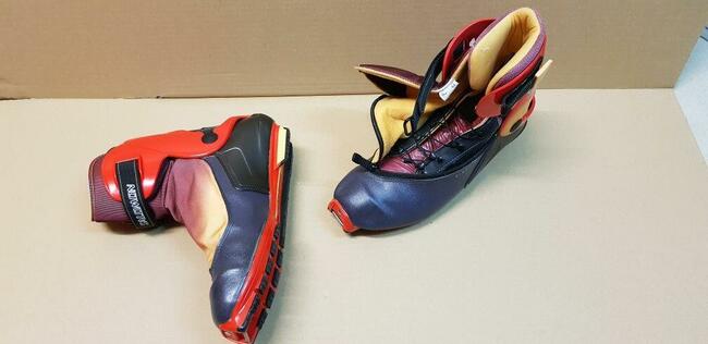 Buty do nart biegowych Salomon 9.1 SC rozmiar 44