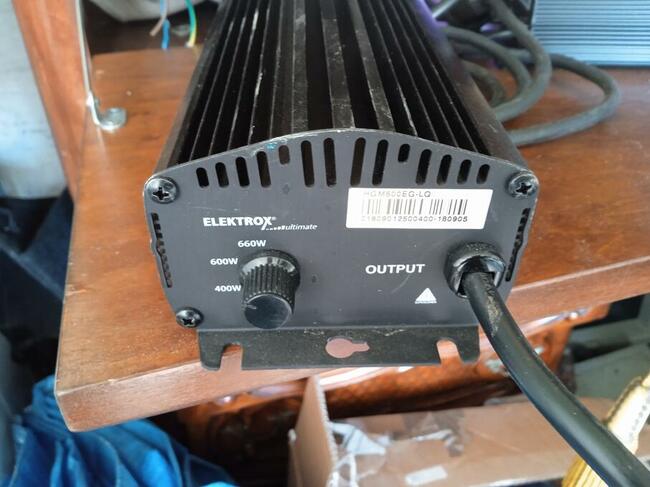 Elektroniczny zasilacz ELEKTROX do lamp HPS 660W regulacją